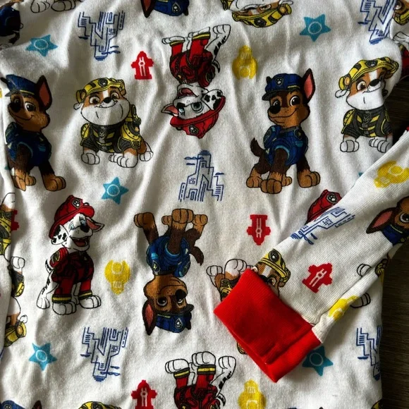 Nickelodeon Paw Patrol Long Sleeve Pajama Set. - Picture 2 of 3
